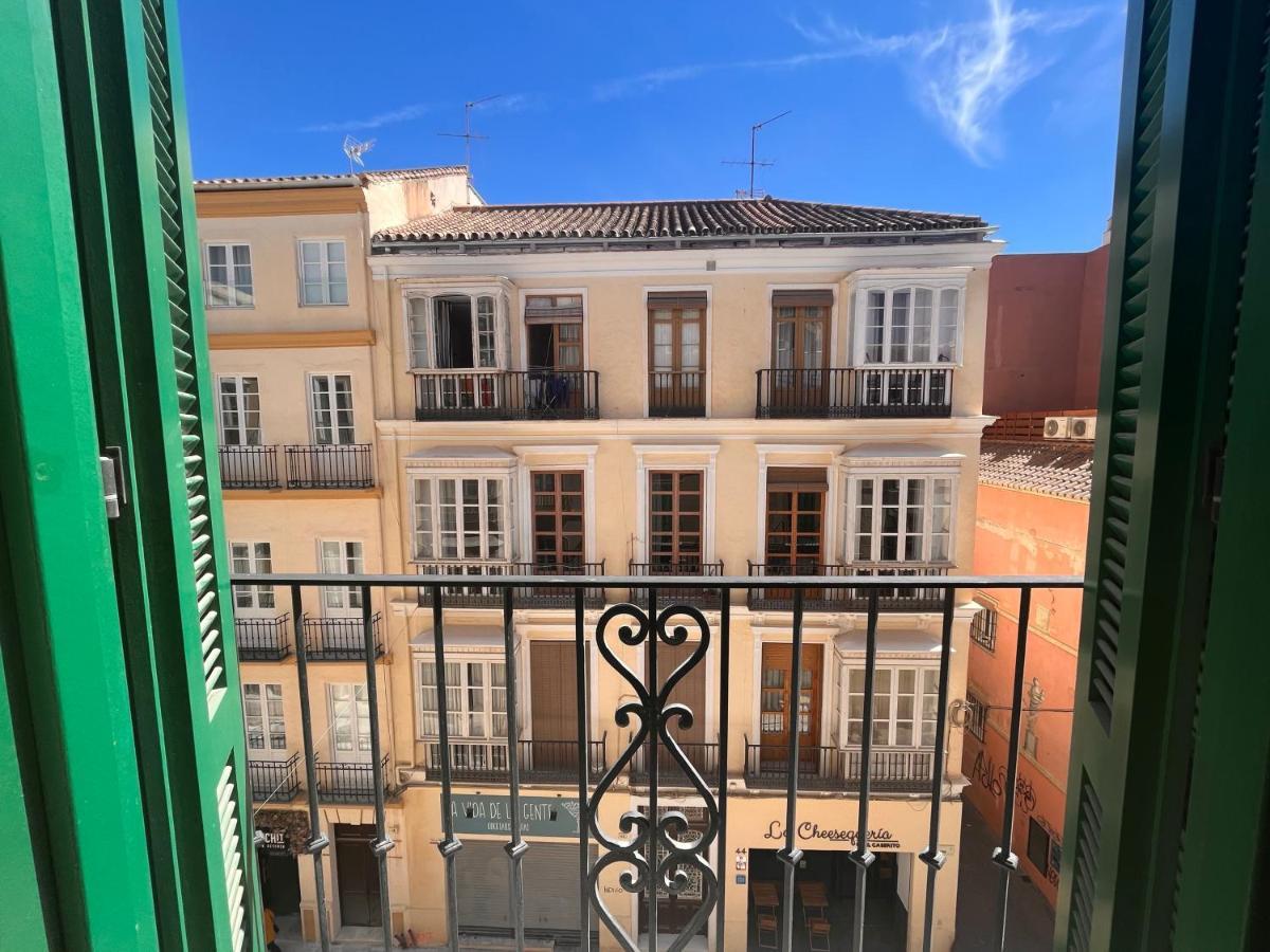Homely Malaga Carreteria Con Piscina Bagian luar foto